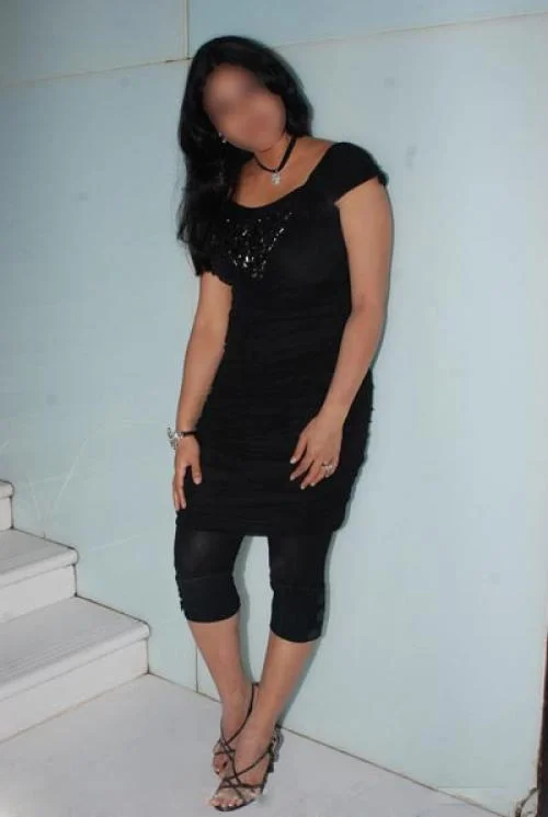 Call Girls Peepalkhoont